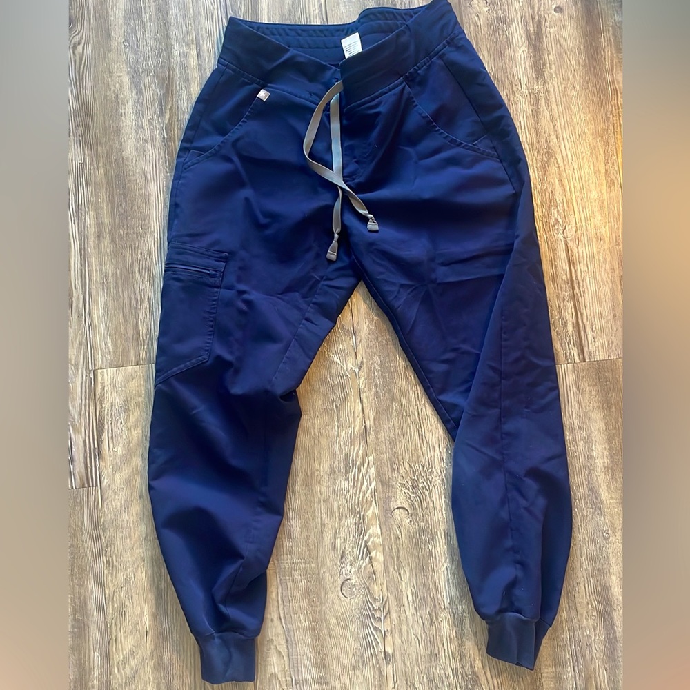 Figs Jogger Scrub Bottoms, Navy Blue. Size XS.